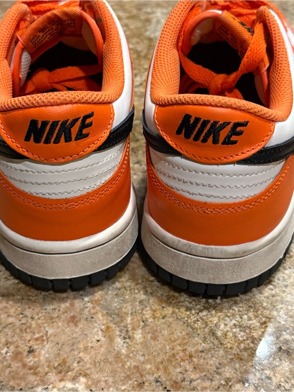 Nike Dunk Low GS Halloween 2022 Youth Size 7Y DH9765-003 Orange White - Picture 4 of 14